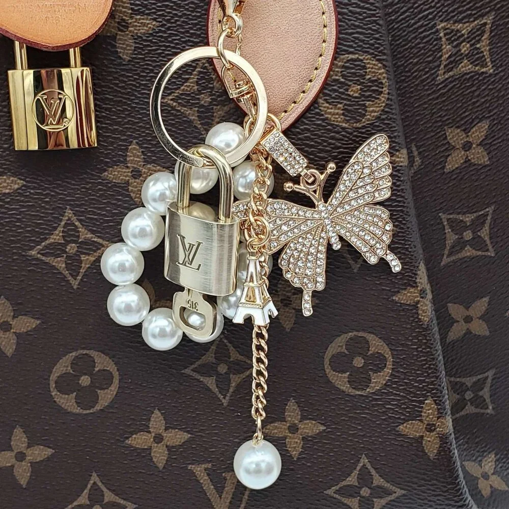 Authentic LV Gold Padlock & Key 🔑 Bag Charm / Unbranded Keychain Combov